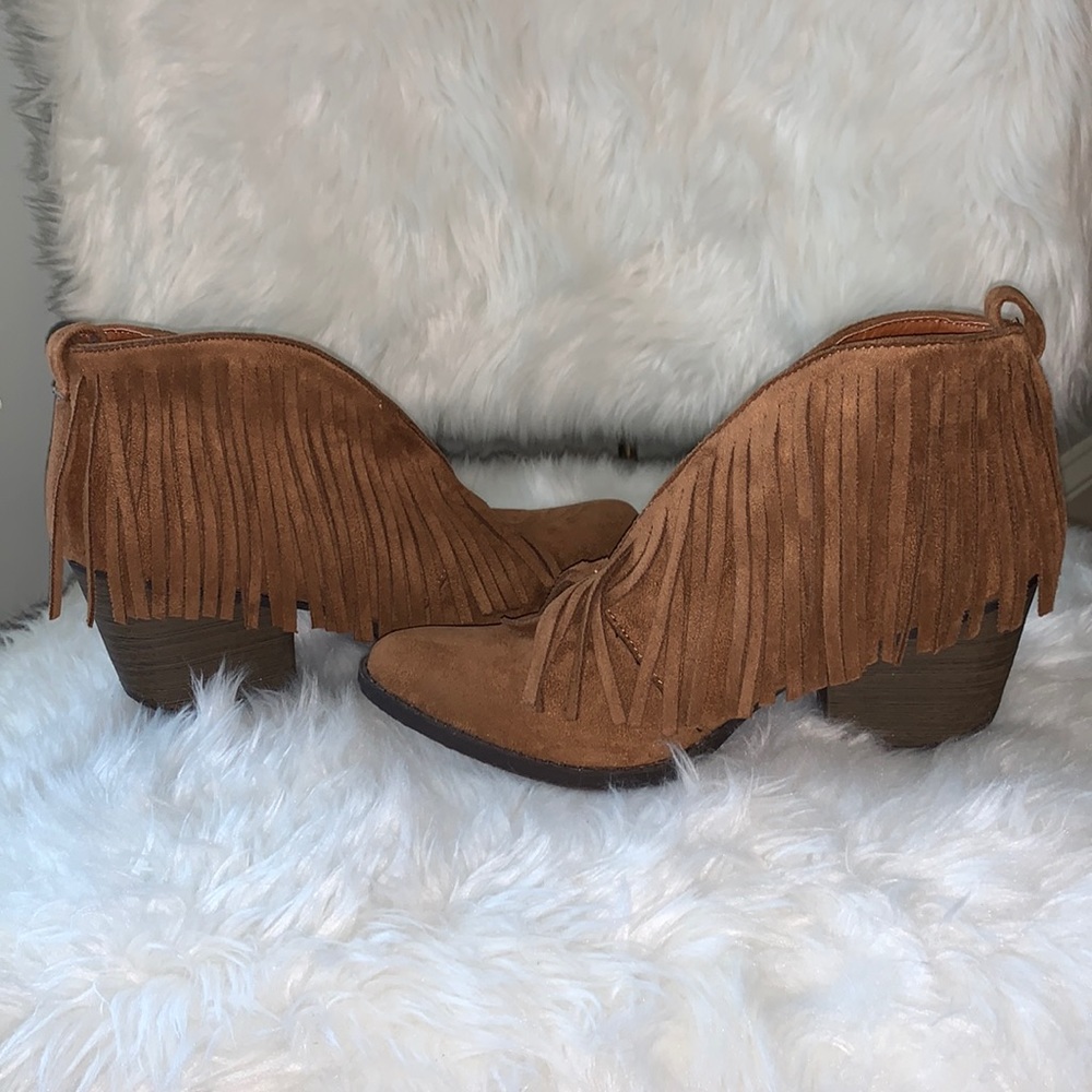 NWOB Coconuts by Matisse Fringe Booties 7.5